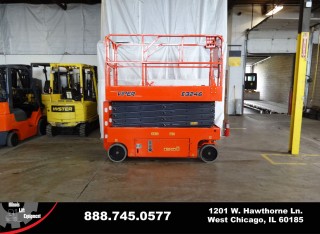 2015 Viper E3246 Scissor Lift on Sale in Minnesota