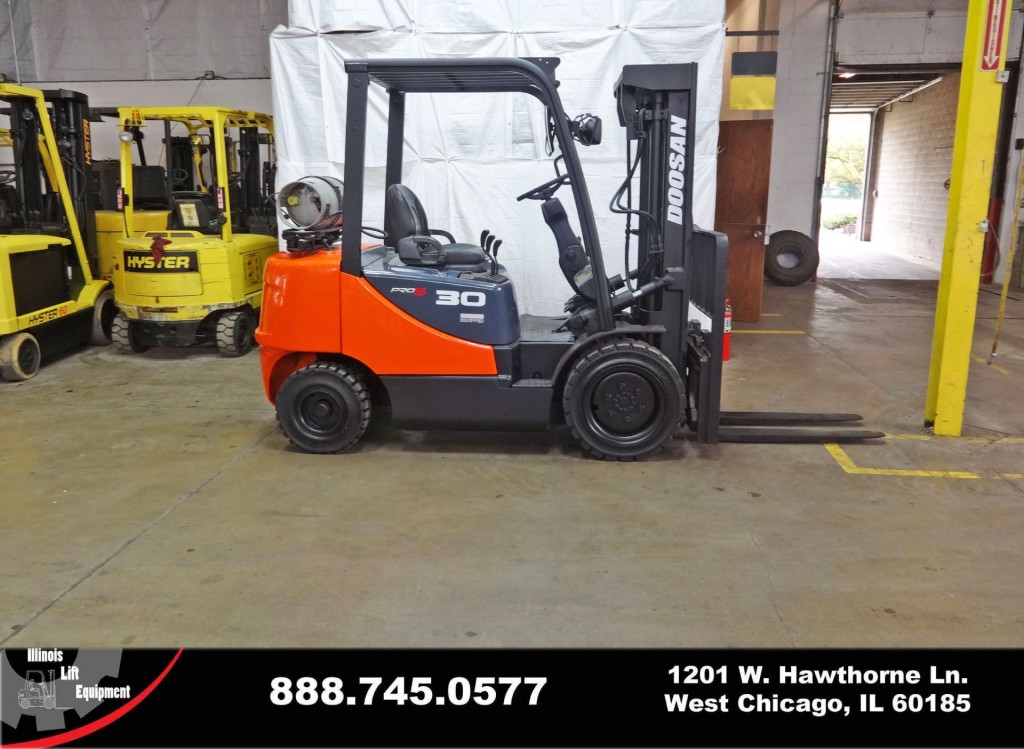 2009 Doosan G30E-5 Forklift on Sale in Minnesota