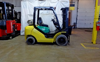 2011 Komatsu FG25T-16 Forklift on Sale in Minnesota